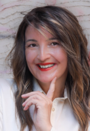 Knjiga koja putuje kroz vreme, sećanja i ljubav „Prestonice“ Ane Atanasković kao ogledalo Srbije