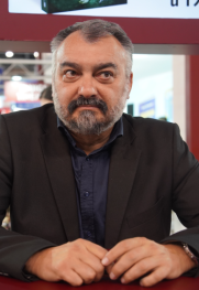 Čitajte mnogo i verujte u sebe Branislav Janković o inspiraciji i podršci mladim autorima