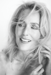 Istražite svoje seksualne fantazije Džilijan Anderson