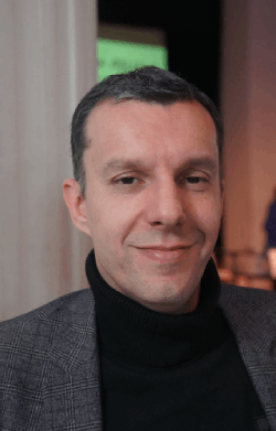 Poverenje je temelj civilizacije Pavle Zelić o knjizi „Gorka pilula“